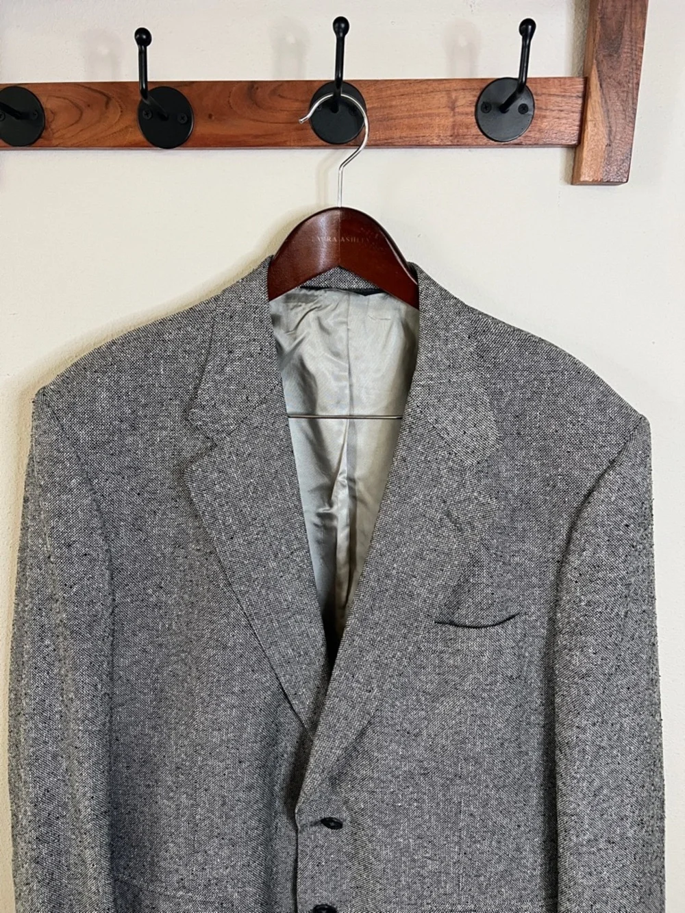 John Alexander 100% Silk Sport Coat Blazer Foley's Size 43R Gray Business Formal